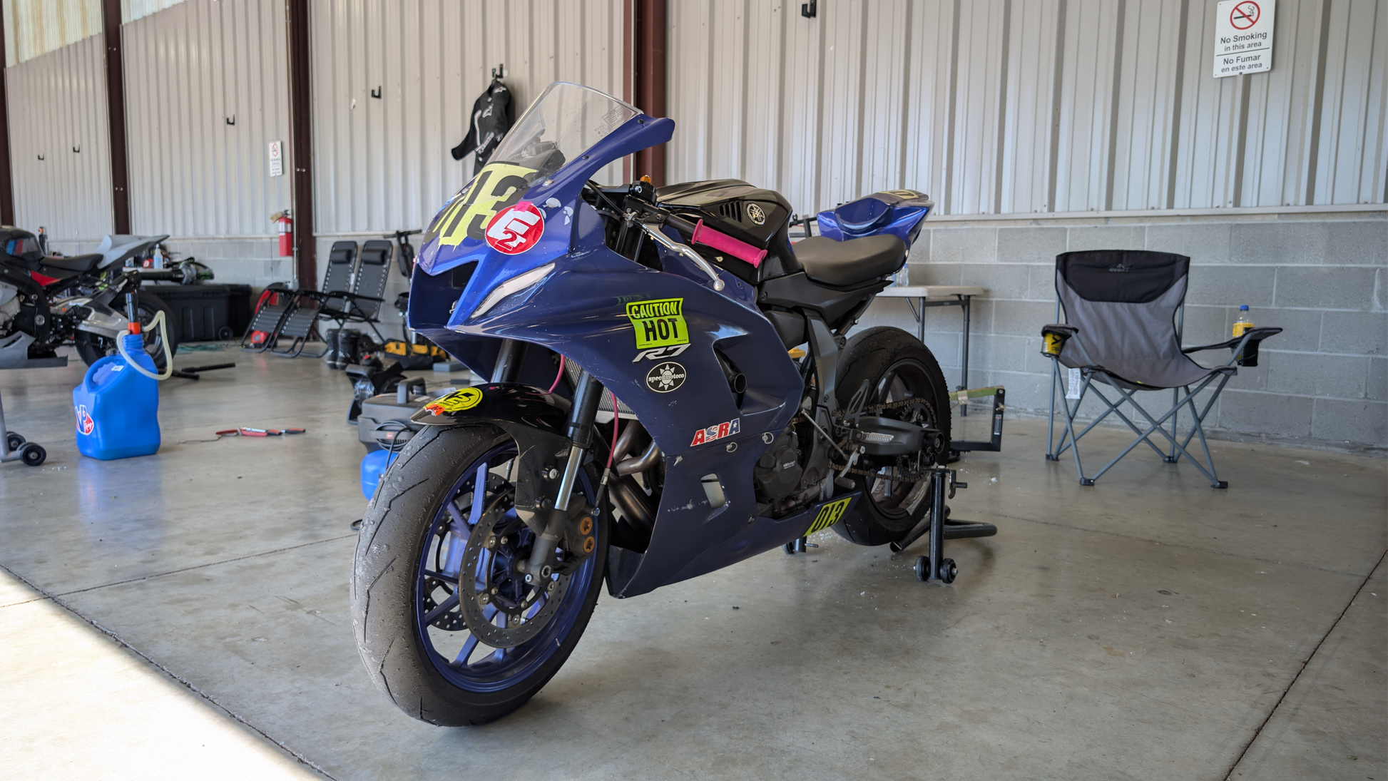 Leaning R7 Blue Yamaha R7 – lean-machines-tbr